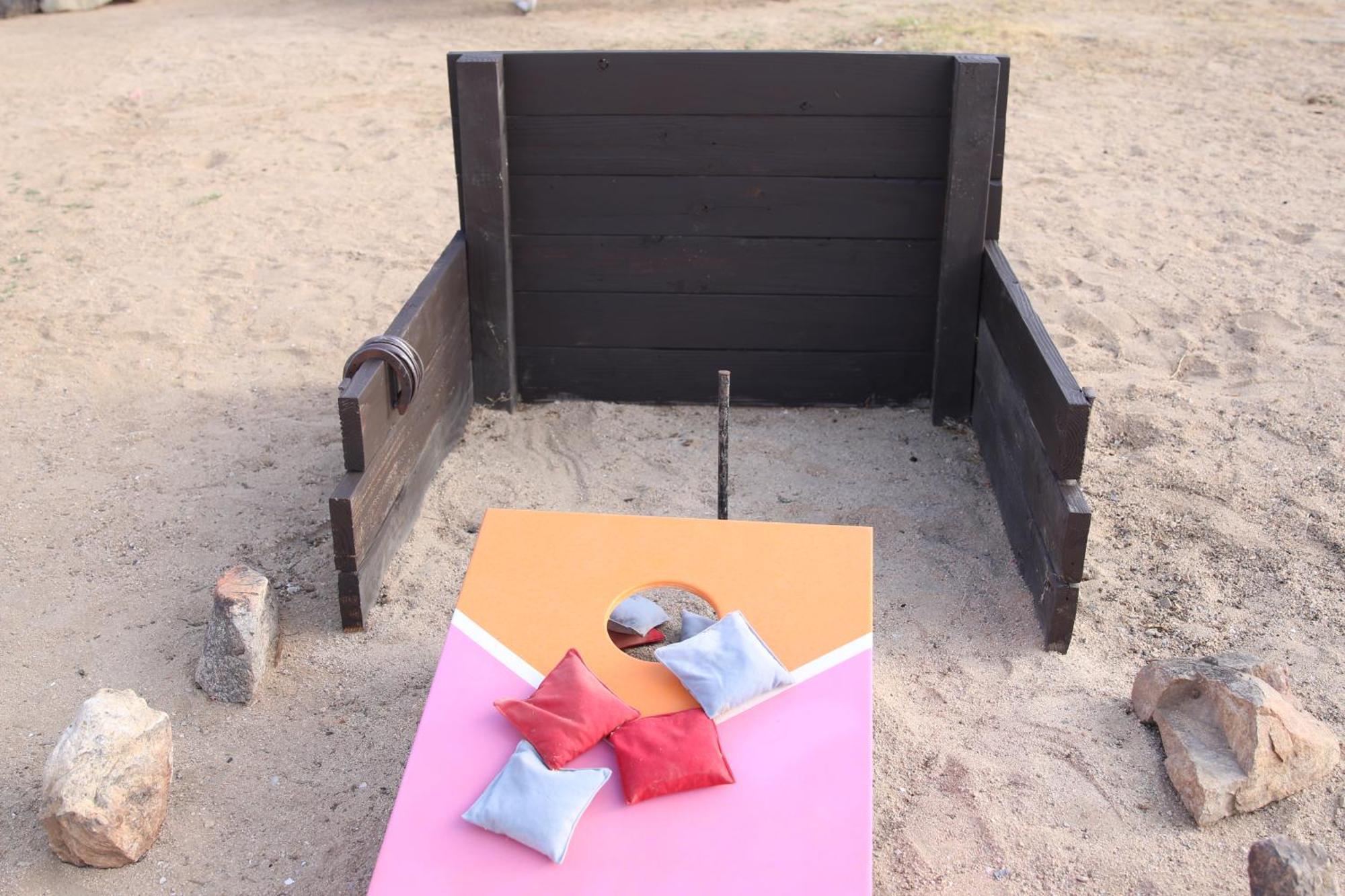 Twin Palms Desert Getaway - Jacuzzi, Fire Pit, Meditation Room & More Joshua Tree Ngoại thất bức ảnh